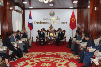 International Delegation Visits Oudomxay to Observe School Meals Programme